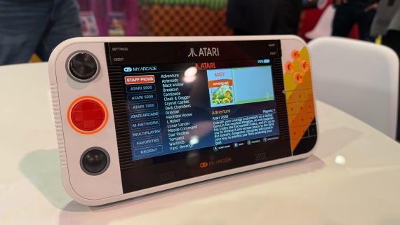 Atari Gamestation Go handheld sa predstavoval na CES