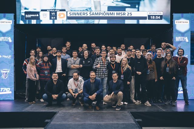 Spoznali sme 10. majstra SR v hre CS2! Trofej si z nitrianskeho Agrokomplexu odn�a t�m SINNERS!  