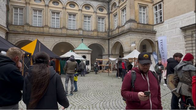 Filip Hus�k chrabro prezentoval svoju nast�vaj�cu, ve�kolep� RPG Legacy of Valor 