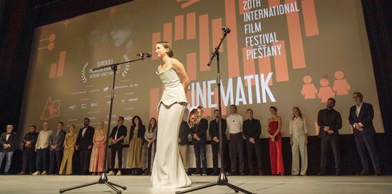 Otvárací film 20. Cinematiku „Otec“ už videlo v kinách viac ako 100 000 diváčok a divákov