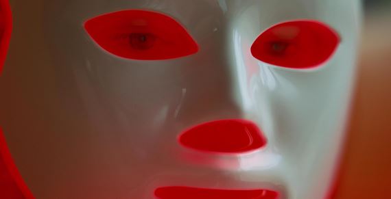 Lanthimos op vytvra nekomfortn, znepokojujce, no mimoriadne preczne dielo. M vbec udstvo ete ndej?