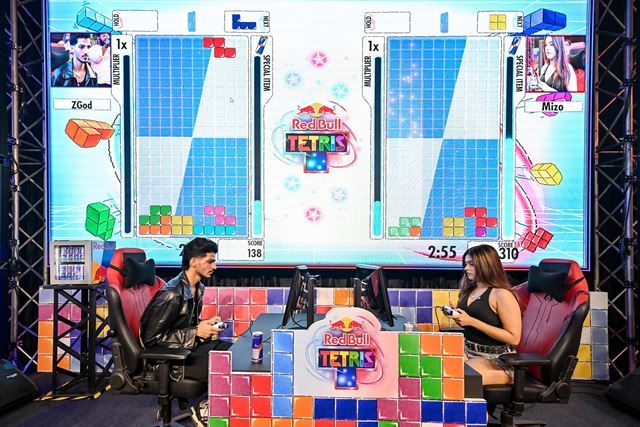 Z Bratislavy a� do Dubaja: Red Bull Tetris h�ad� slovensk�ho �ampi�na
 