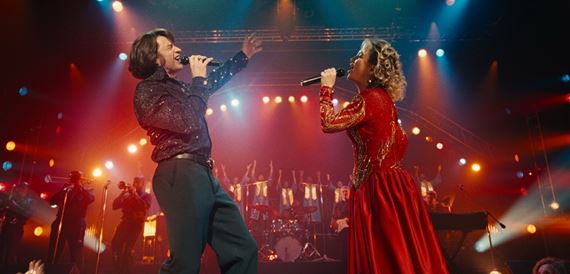 Mali spolo�n� sen, potom pri�iel �ivot. Do k�n prich�dza oce�ovan� dr�ma Smutn� song / Song Sung Blue
