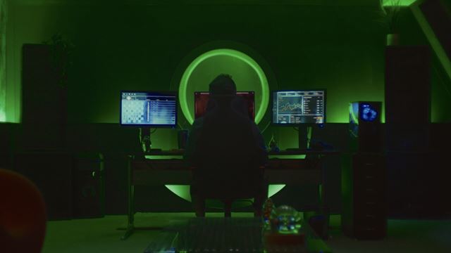 Hello Stranger v�s uzavrie v inteligentnom dome a ak prehr�te, zavra�d� 