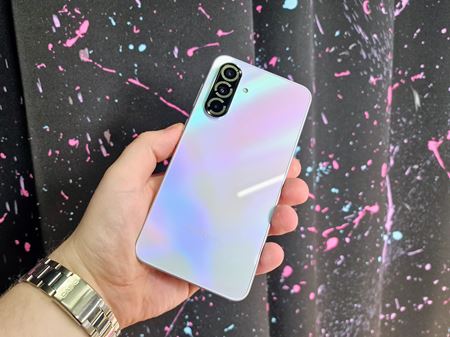 Samsung predstavil nov� Galaxy A56, A36 a A26   