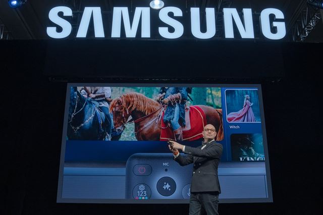 Samsung na svojom evente World of Samsung predstavil bud�cnos� prepojen�ho �ivota s AI 