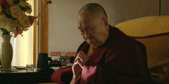 Vysoko aktuálny pohľad na svet očami dalajlámu ponúkne film Múdrosť šťastia / Wisdom of Happiness