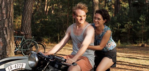 S lskou, Vaa Hilde  portrt lsky a odvahy v dobch temna