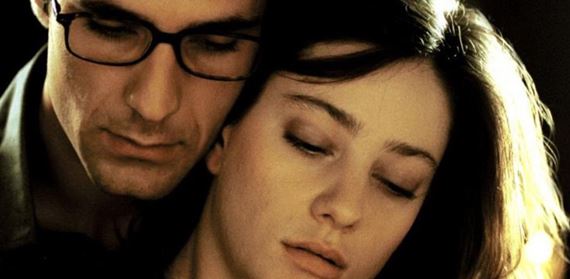 Taliansky režisér Ferzan Ozpetek ponúka ponor do pestrofarebného sveta, kde víťazí láska v tých najrôznejších podobách