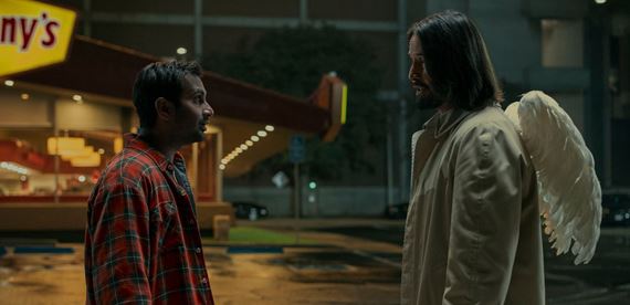 Keanu Reeves spadne z neba do kn ako popleten anjel vo filme Good Fortune / Bo let