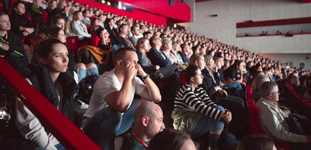 20. ronk Cinematiku sa bli a oskoro spame aj predaj akreditci 