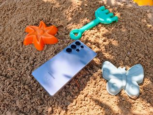 Ako si zahra svoje obben hry na Galaxy S25 Ultra poas dovolenky? 