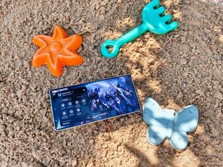 Ako si zahra svoje obben hry na Galaxy S25 Ultra poas dovolenky? 