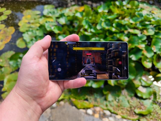 Ako si zahra� svoje ob��ben� hry na Galaxy S25 Ultra po�as dovolenky? 