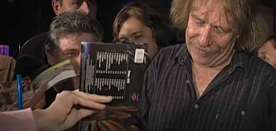 Dokumentárny film Jarek. Aký je v skutočnosti slávny a odsudzovaný spevák a skladateľ Jaromír Nohavica?