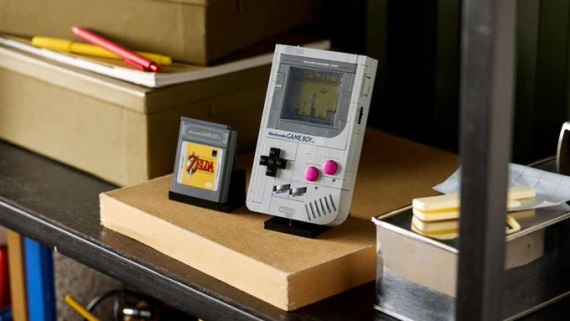 Lego Game Boy je konečne oficiálne odhalený