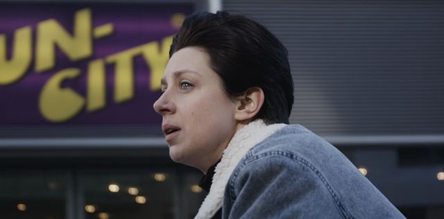 Karlovarsk festival uvedie tri nov slovensk filmy v sanch sekcich, pripomenie aj Dea Ursinyho 