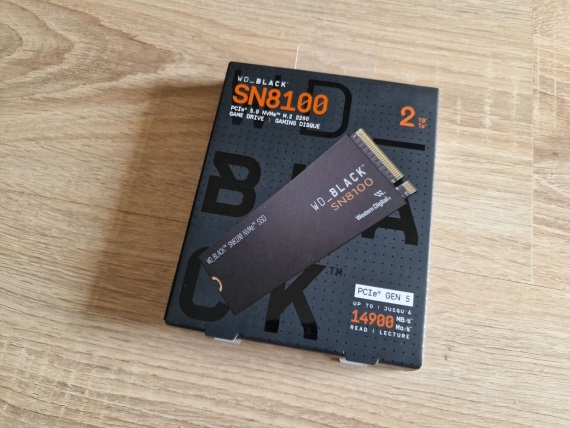 Ak rchly je Sandisk WD_Black SN8100 PCIe 5.0 SSD disk?