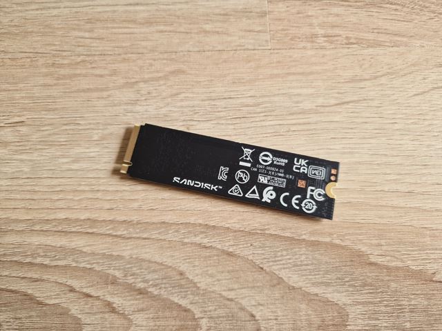 Как быстро находится Sandisk WD_BLACK SN8100 PCIE 5.0 SSD?