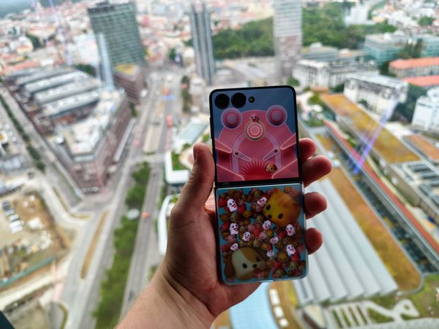 Samsung predstavil nov� skladacie mobily Galaxy Z Fold7, Z Flip7, Z Flip7 SE, a hodinky Galaxy Watch8 