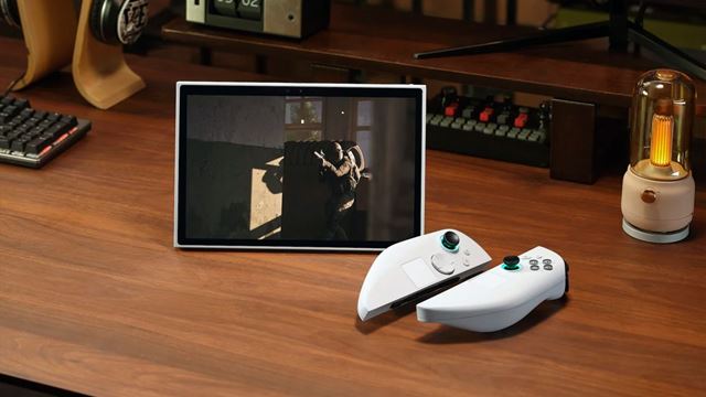 Abxylute 3D One, handheld s 11-palcovm 3D displejom kpite za 1699 dolrov 