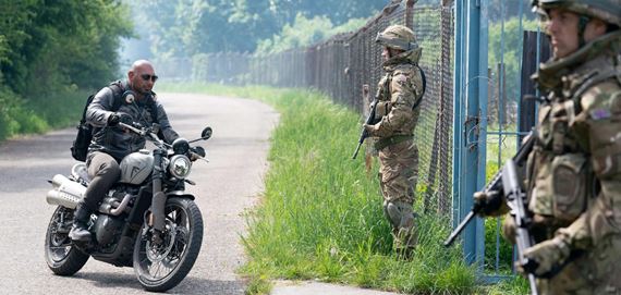 Máme prvé zábery filmu Afterburn: Hollywoodsku sci-fi akciu nakrúcali na Slovensku