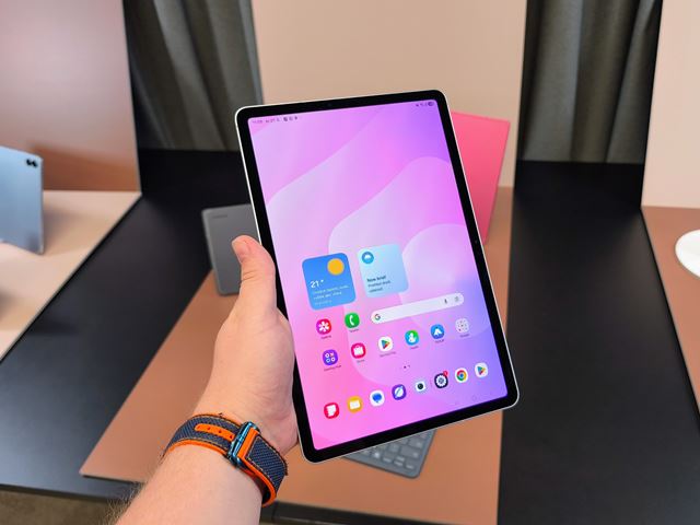 Samsung predstavil Galaxy S25 FE mobil, Buds3 FE a nov� Tab S11 tablety 