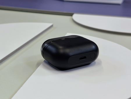 Samsung predstavil Galaxy S25 FE mobil, Buds3 FE a nov Tab S11 tablety  