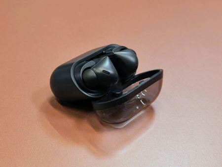 Samsung predstavil Galaxy S25 FE mobil, Buds3 FE a nov Tab S11 tablety  