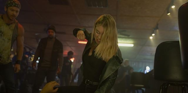 Zaiatok druhej srie Peacemakera ukazuje, e op dostanete to, o u poznte. Krv, vulgarizmy a trochu przemnho humoru 