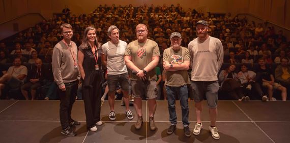 Vaz divckej ceny MFF Cinematik Pieany Vek vlasteneck vlet vstupuje do kn