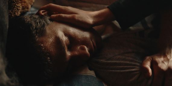 O dospievan na hranici dvery a zrady - debut Katarny Gramatovej Hore je nebo, v doline som ja mieri po Cinematiku do kn 