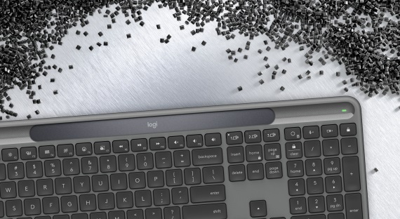 Logitech predstavil solárne klávesnice Signature Slim Solar+