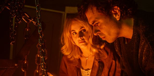 CANAL+ predstav na festivaloch v eskej republike v premire britsk seril Zlato / The Gold 