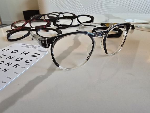 IXI Autofocus lenses - okuliare, ktoré menia zaostrenie v reálnom čase