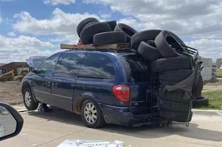 Na cest�ch stretnete v�eli�o  