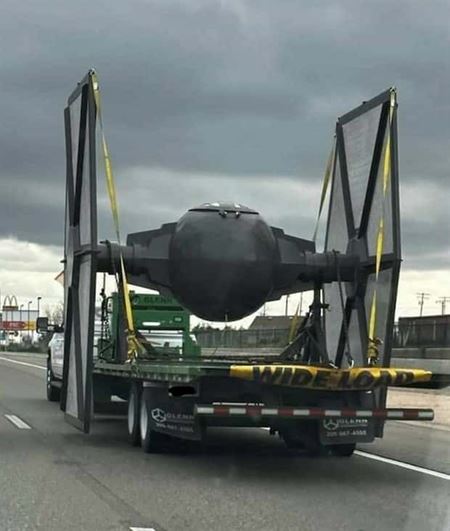 Na cest�ch stretnete v�eli�o  