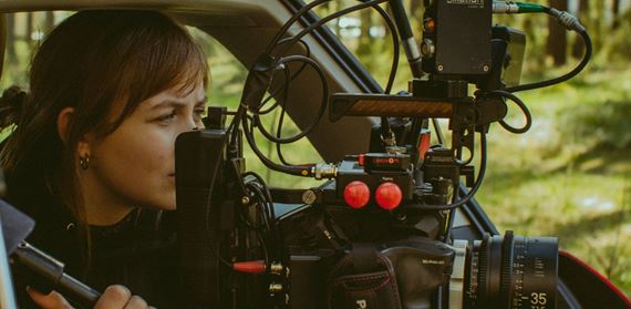 �tudova� film ka�d� rok v inej krajine? Vysoko�kolsk� program Pathfinder to umo�n�