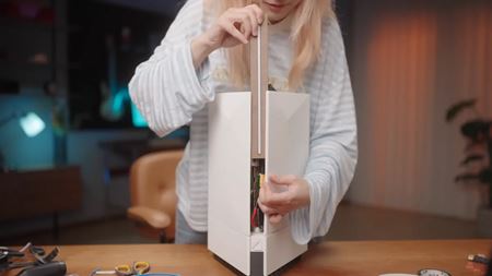 ��nska moderka spojila Xbox, Playstation a Switch do jedn�ho zariadenia  