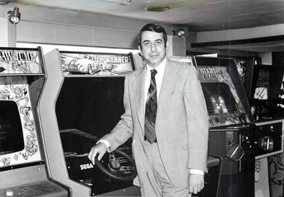 Zomrel David Rosen, spoluzakladate� Segy a jedna z k���ov�ch post�v japonsk�ch hern�