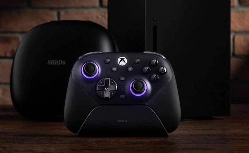 Upraviteln� 8BitDo Ultimate 3E gamepad predstaven� na CES