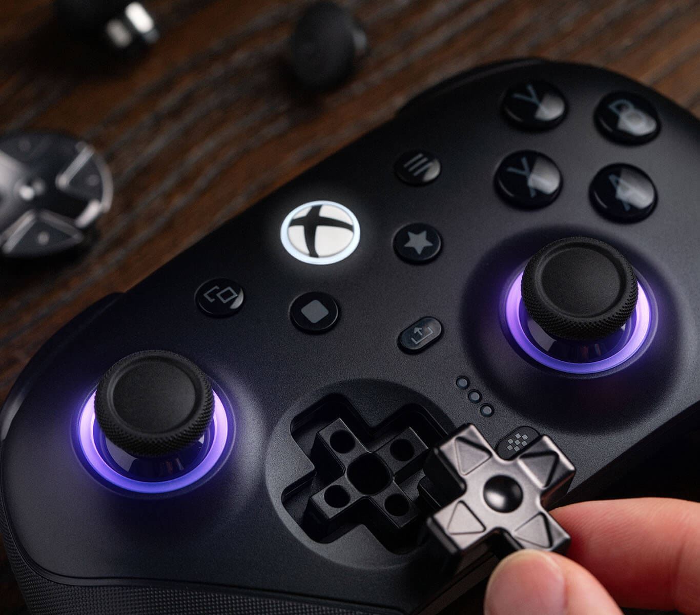 Upravitelný 8BitDo Ultimate 3E gamepad predstavený na CES | Sector.sk