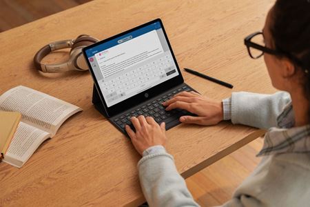 TCL Note A1 NXTPAPER: digit�lny z�pisn�k s papierov�m displejom a AI n�strojmi  