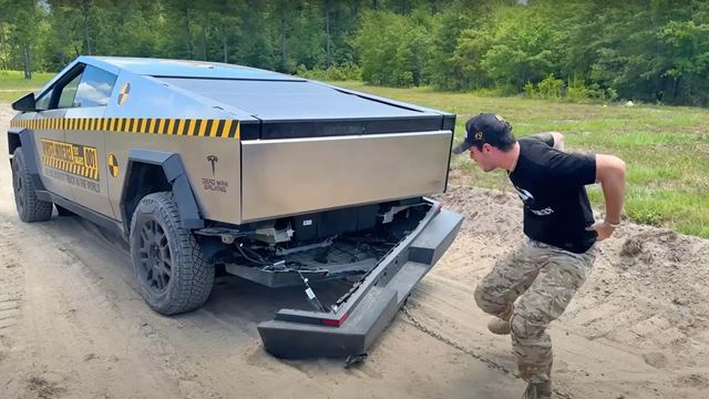 Cybertruck je automobilovým flopom desaťročia 