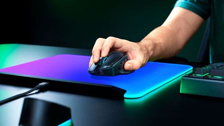Razer Reveals Basilisk V4 HyperSpeed and V4 Pro 
