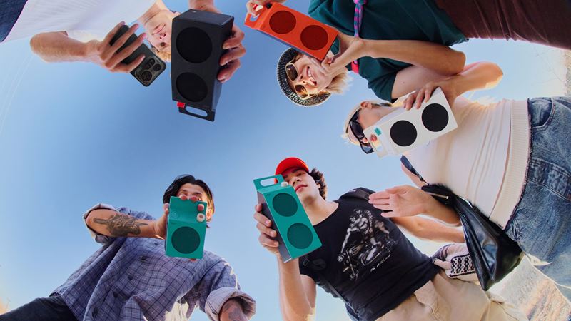 CMF vstupuje medzi prenosn� reproduktory, predstavil Speaker S a Speaker M