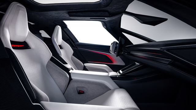 Tesla predstavila nový Roadster béčkovým cirkusovým predstavením 