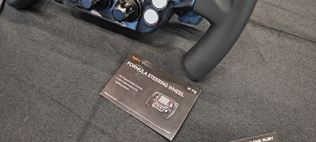 PXN chce zamie�a� karty v simracingu, chyst� nov� vlajkov� volant, z�kladne, ale aj in� pr�slu�enstvo 
