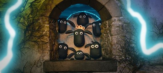 Obľúbená ovečka Shaun už v kinách. Pripravte sa na halloweenske dobrodružstvo s chlpatou príšerou
