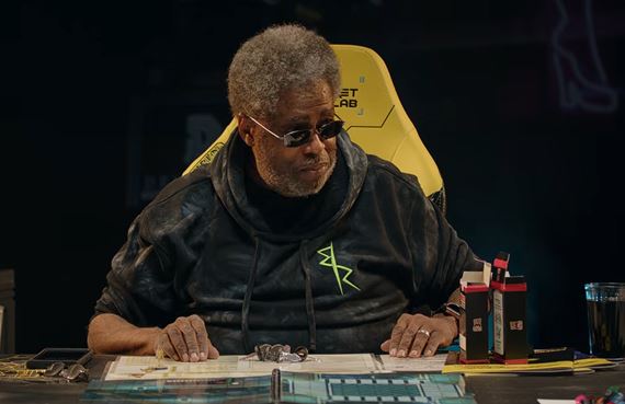 Mike Pondsmith vedie prvú epizódu stolovej RPG relácie zo sveta Cyberpunk